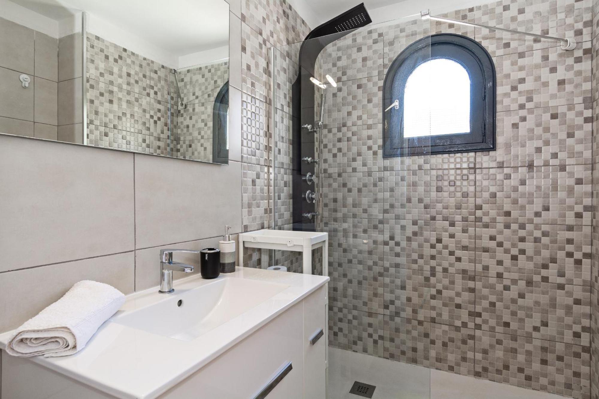 Casa Ayram With Private Terrace & Pool Next To Beach Коста-Тегісе Екстер'єр фото